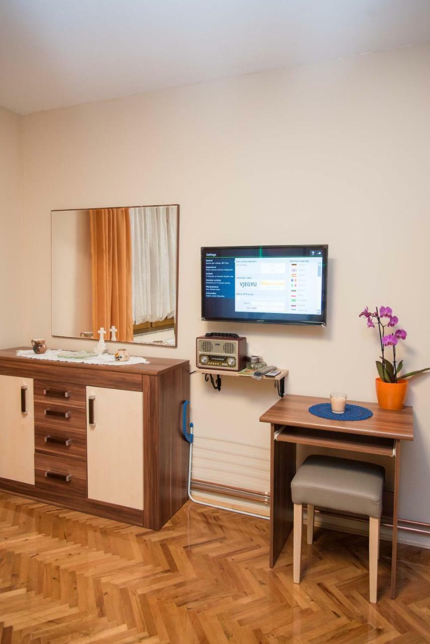 Rooms Vlado Дарувар Экстерьер фото